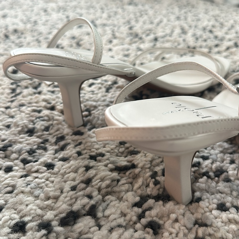 Linea Paolo White Sandals - Picture 8 of 9